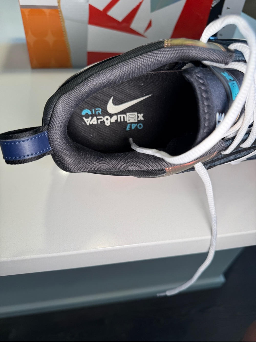 NIKE - VaporMax Evo Anthracite Tech Grey White in Menβs Size 12 - Picture 7 of 16